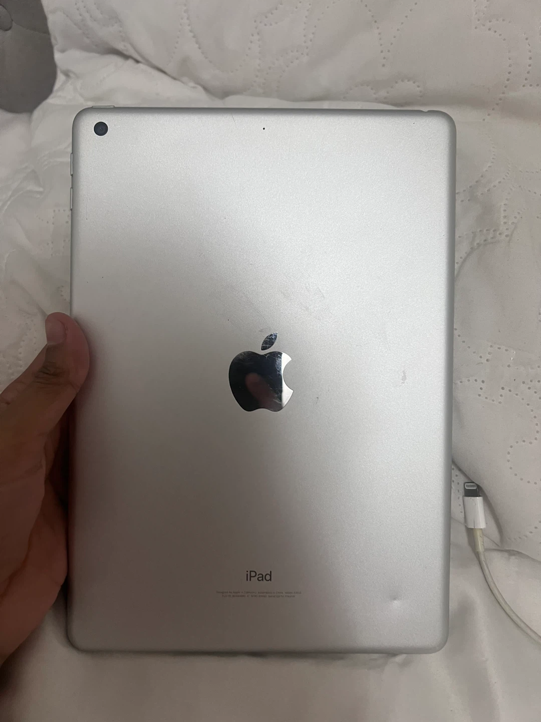 Apple iPad (6th Gen) - 32GB - Silver - photo 4