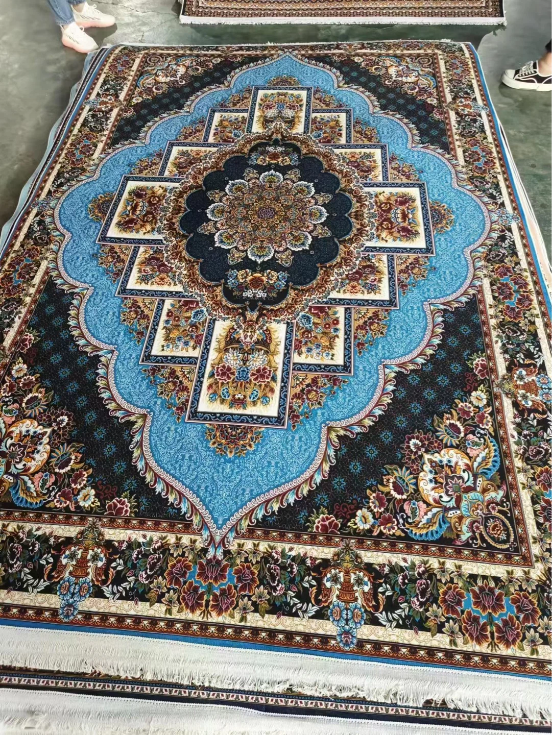 Persian style Carpet - photo 2