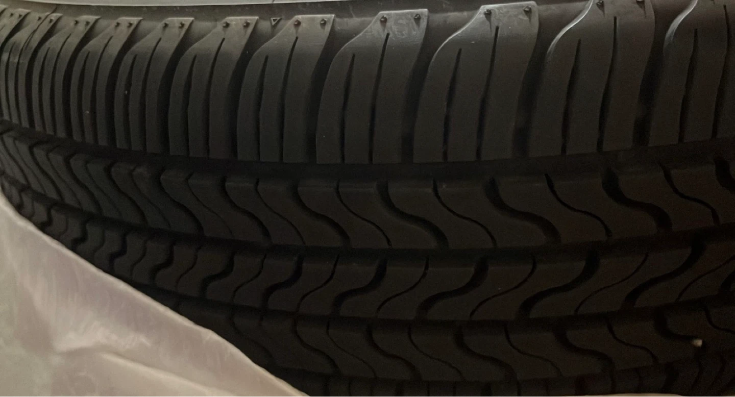 Honda All Season Tires with Rims - photo 4