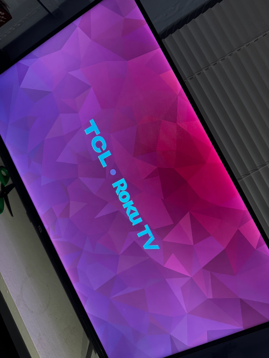 TCL Roku TV 32S327
