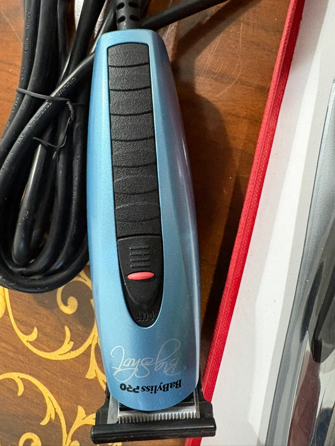 BaBylissPRO Hair Trimmer, Two-in-One Razor & Thinning Shears Set - photo 4