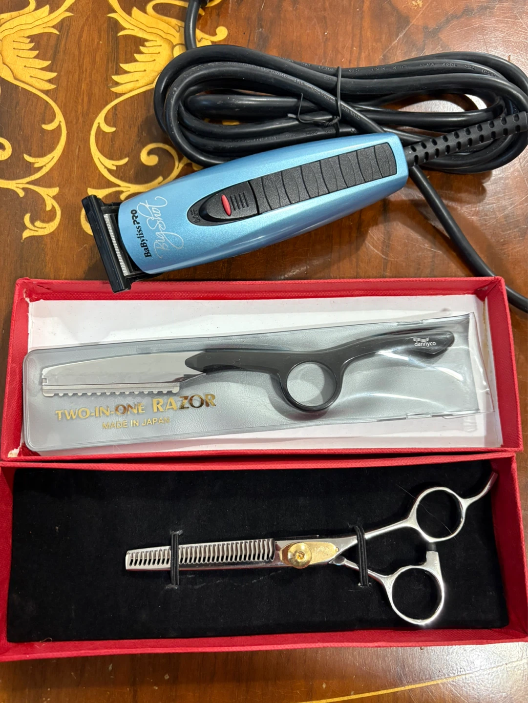 BaBylissPRO Hair Trimmer, Two-in-One Razor & Thinning Shears Set