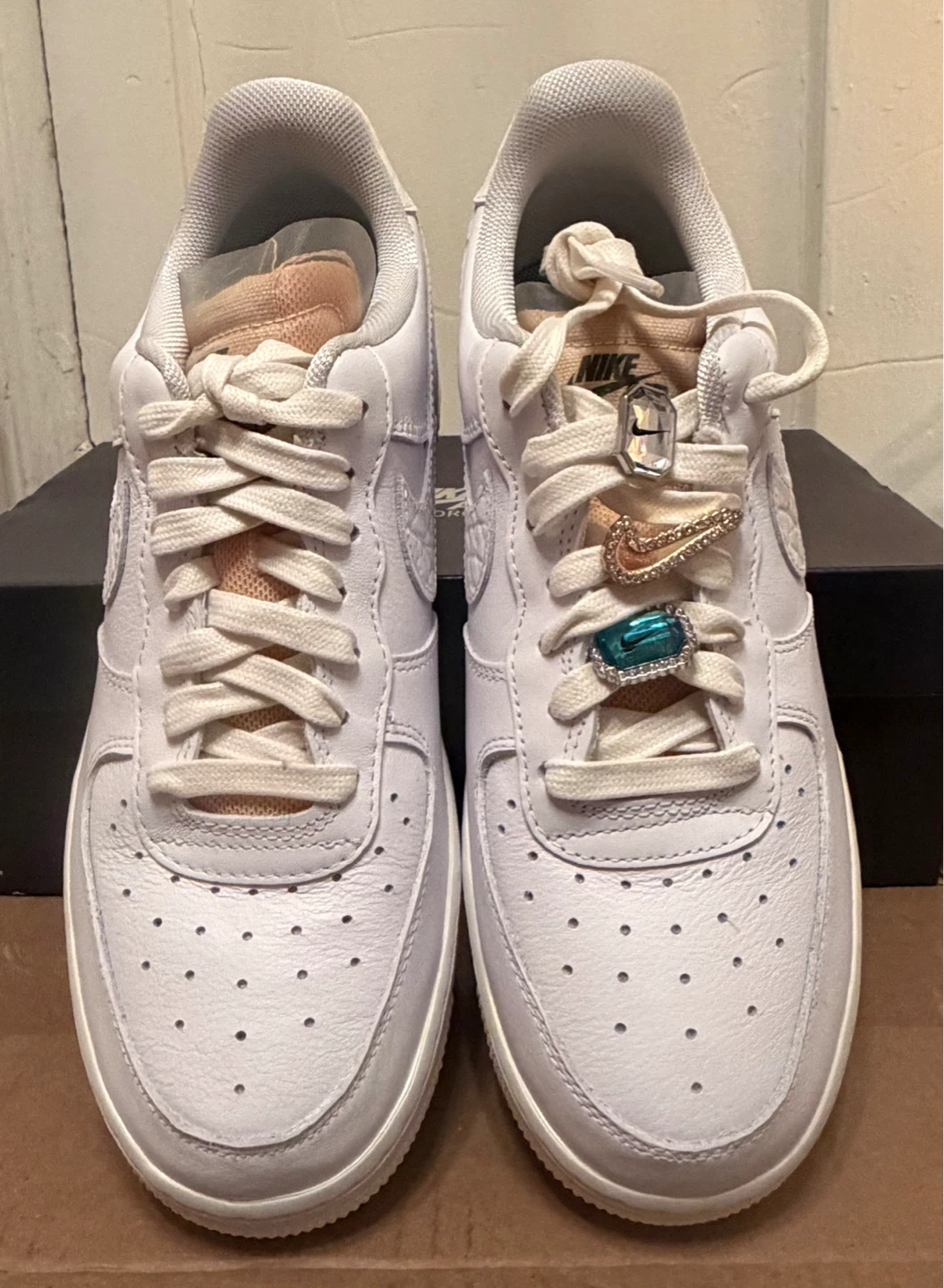Nike Air Force 1 White Leather Sneakers with Charms - photo 4