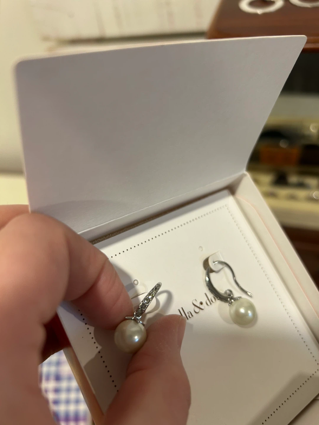 Stella and dog pearl earrings - photo 4