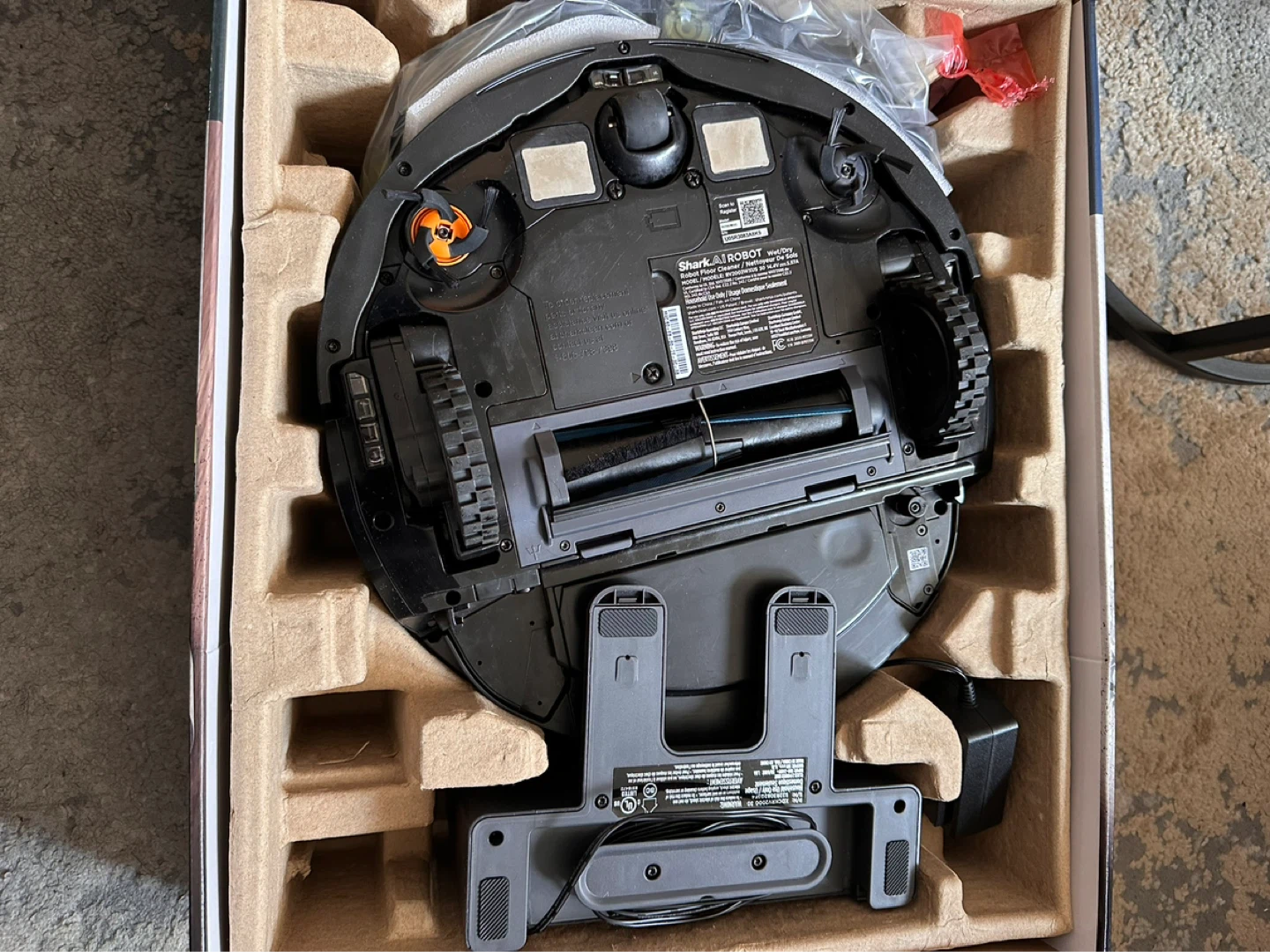 Shark AI 2-in-1 Robot Vacuum and Mop - photo 3