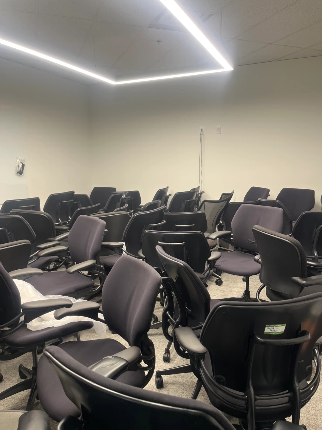 100 Set of Black Office Chairs