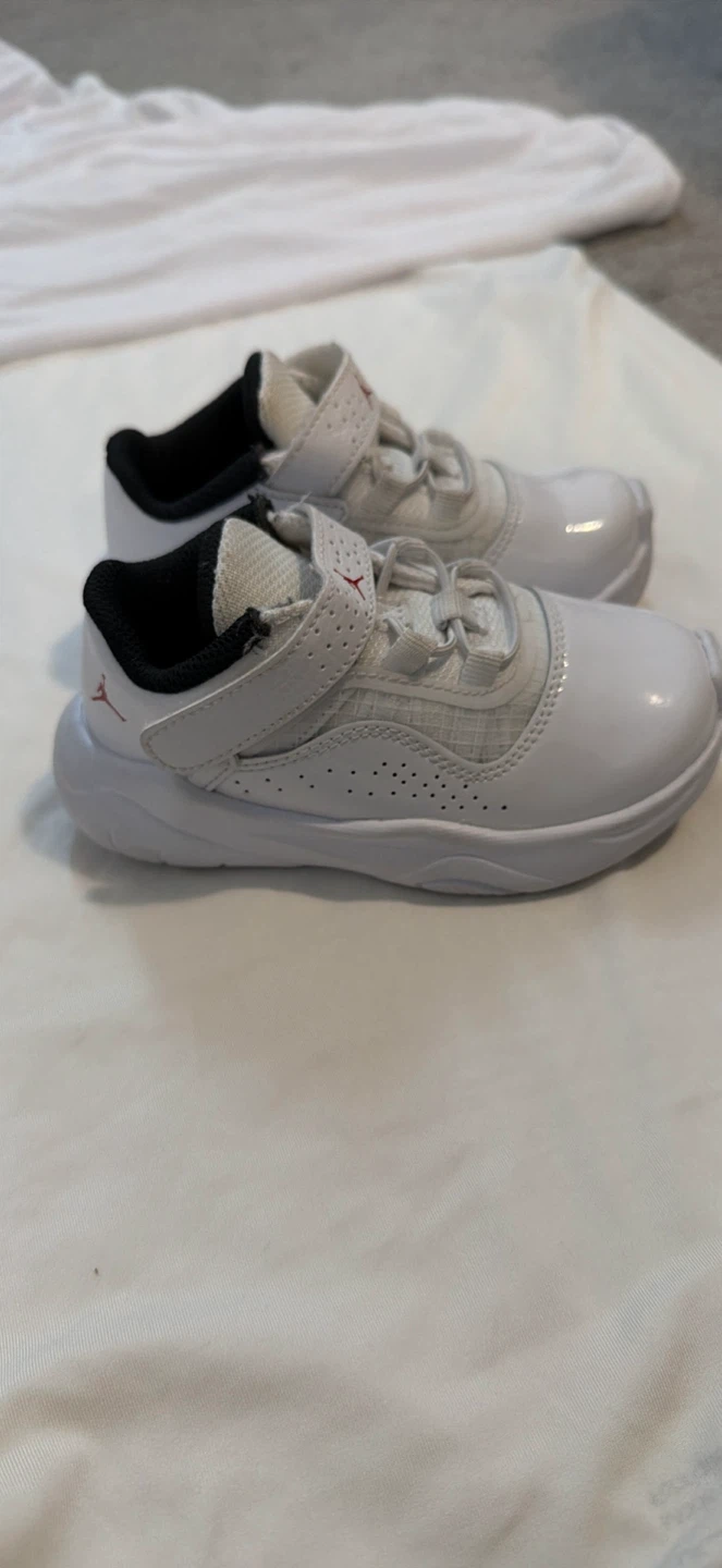 Kids Jordan Sneakers – Size 7C - photo 2