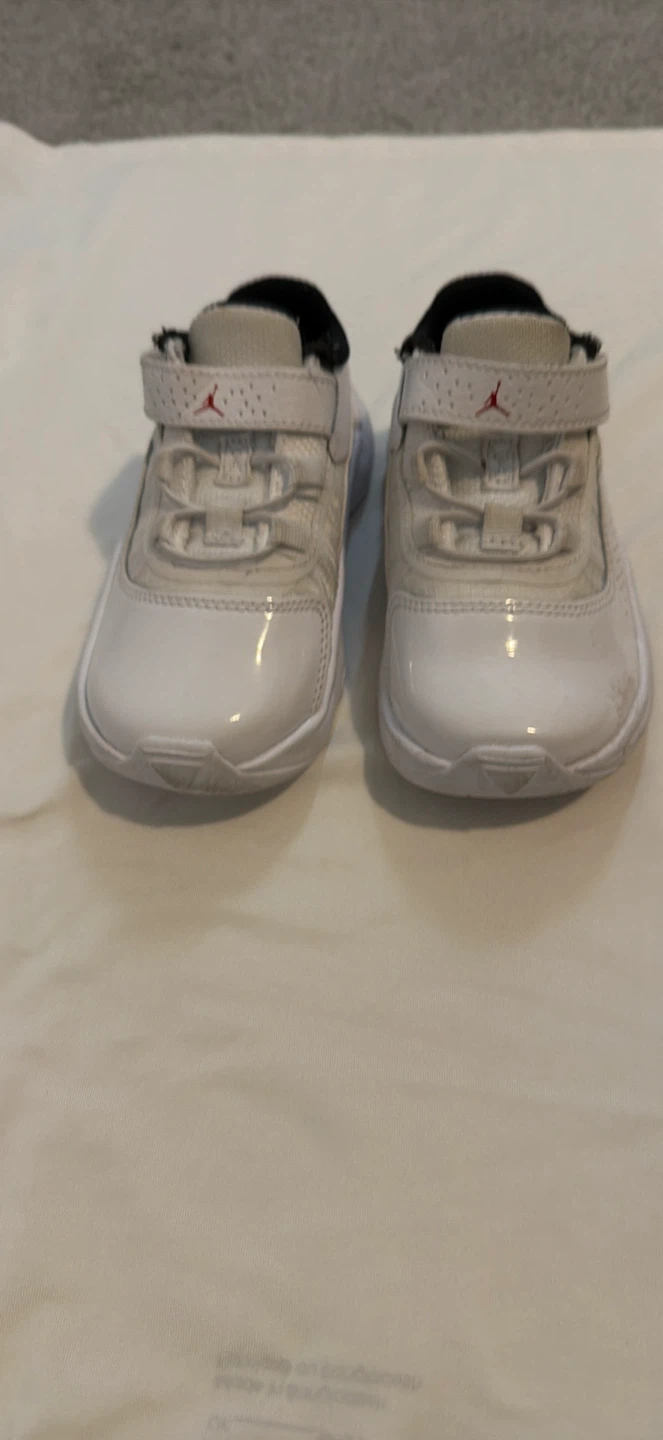 Kids Jordan Sneakers – Size 7C