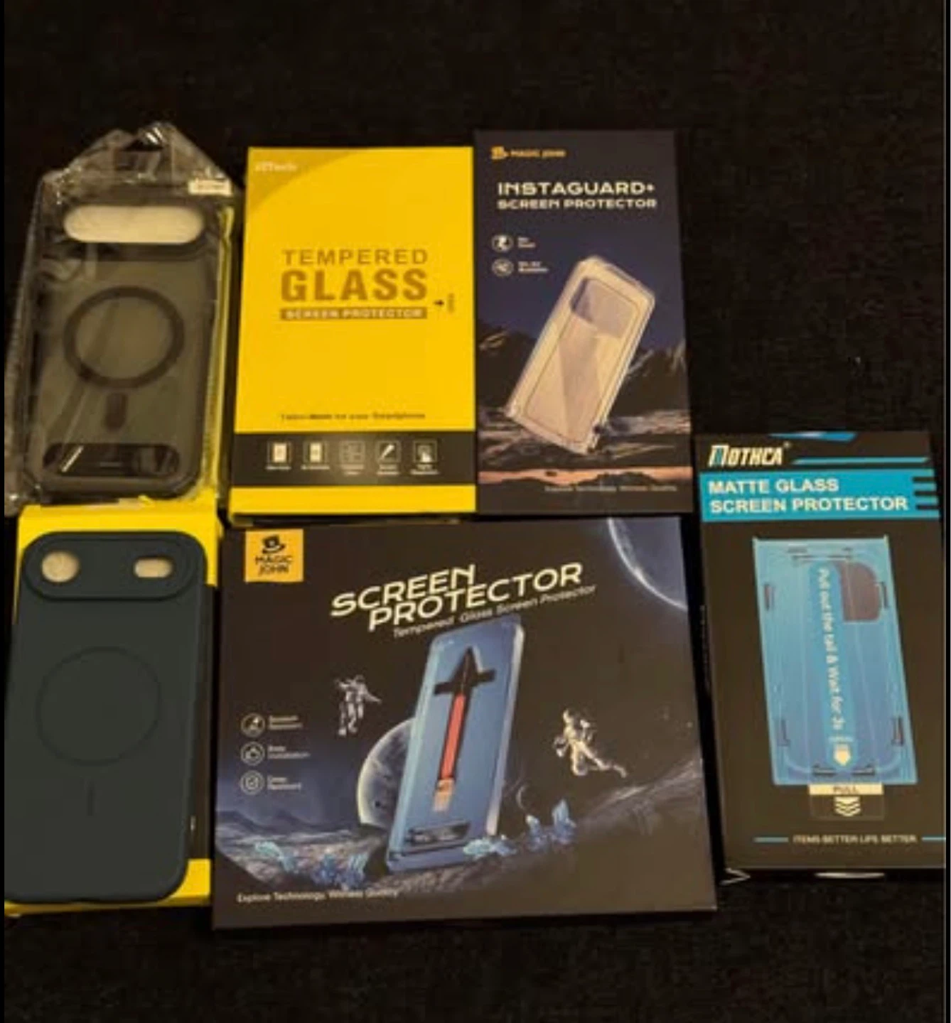 (NEW) iPhone Air cases (2x) + screen protectors (7x)