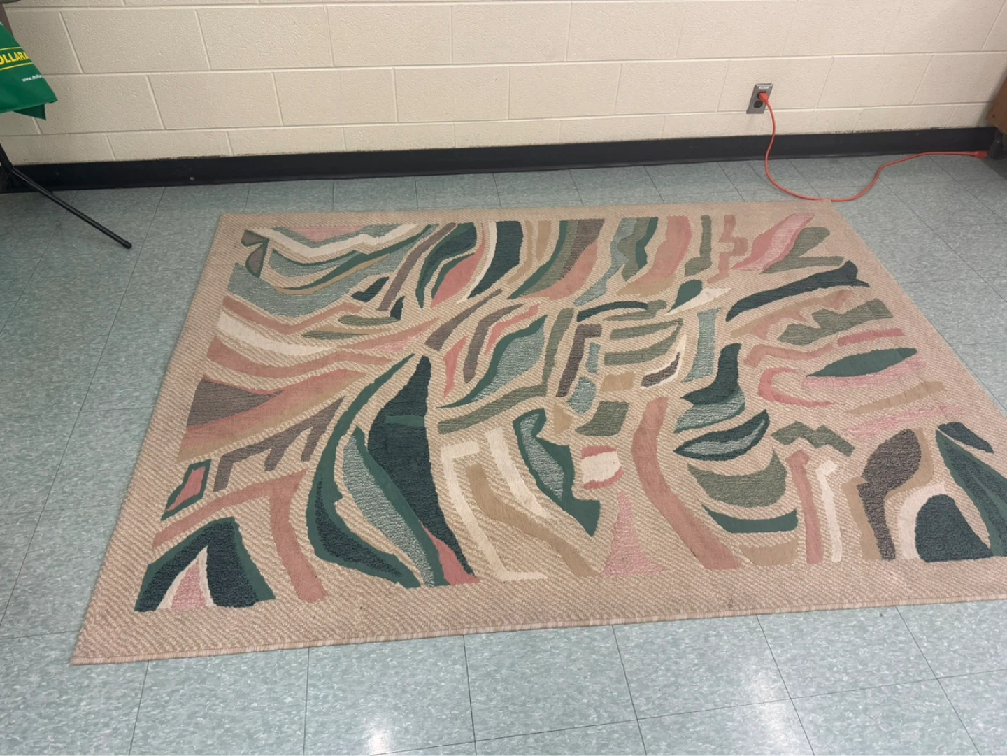 Abstract Pattern Area Rug