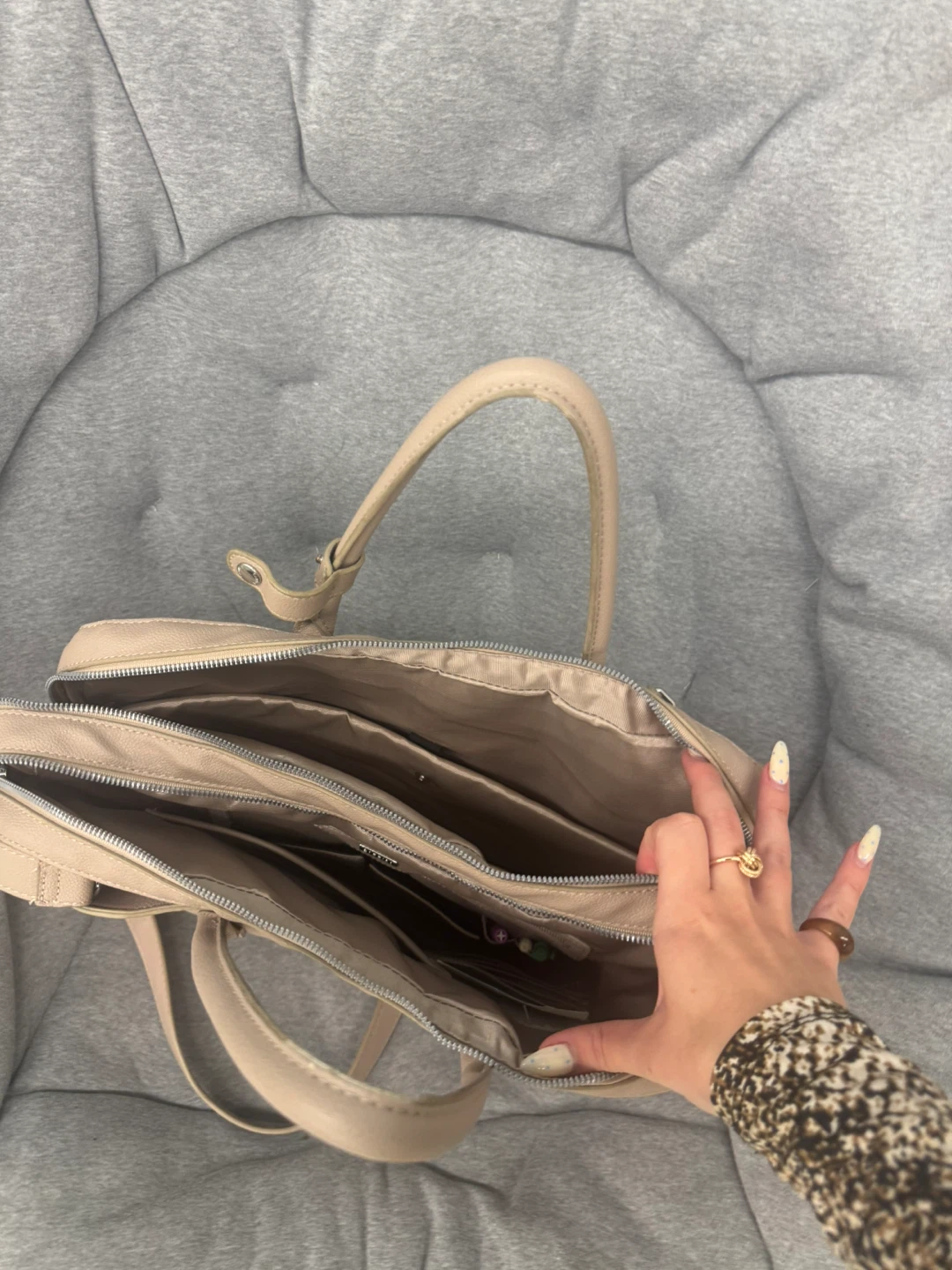 Carpisa Leather Satchel Bag - photo 2