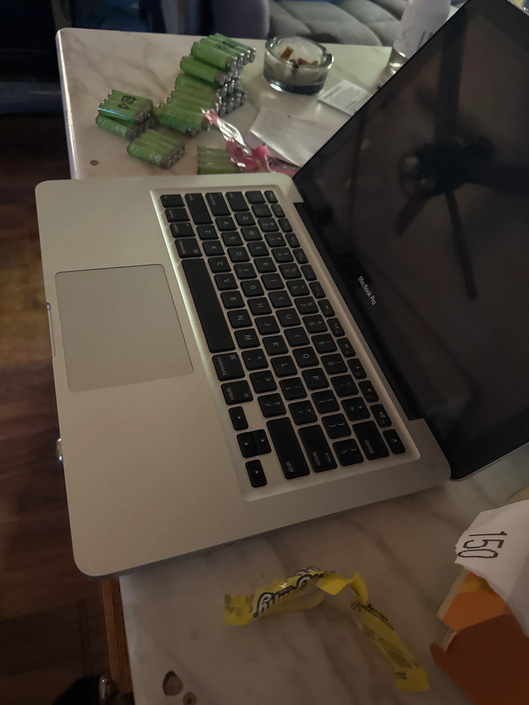 Apple MacBook Pro Laptop - photo 5