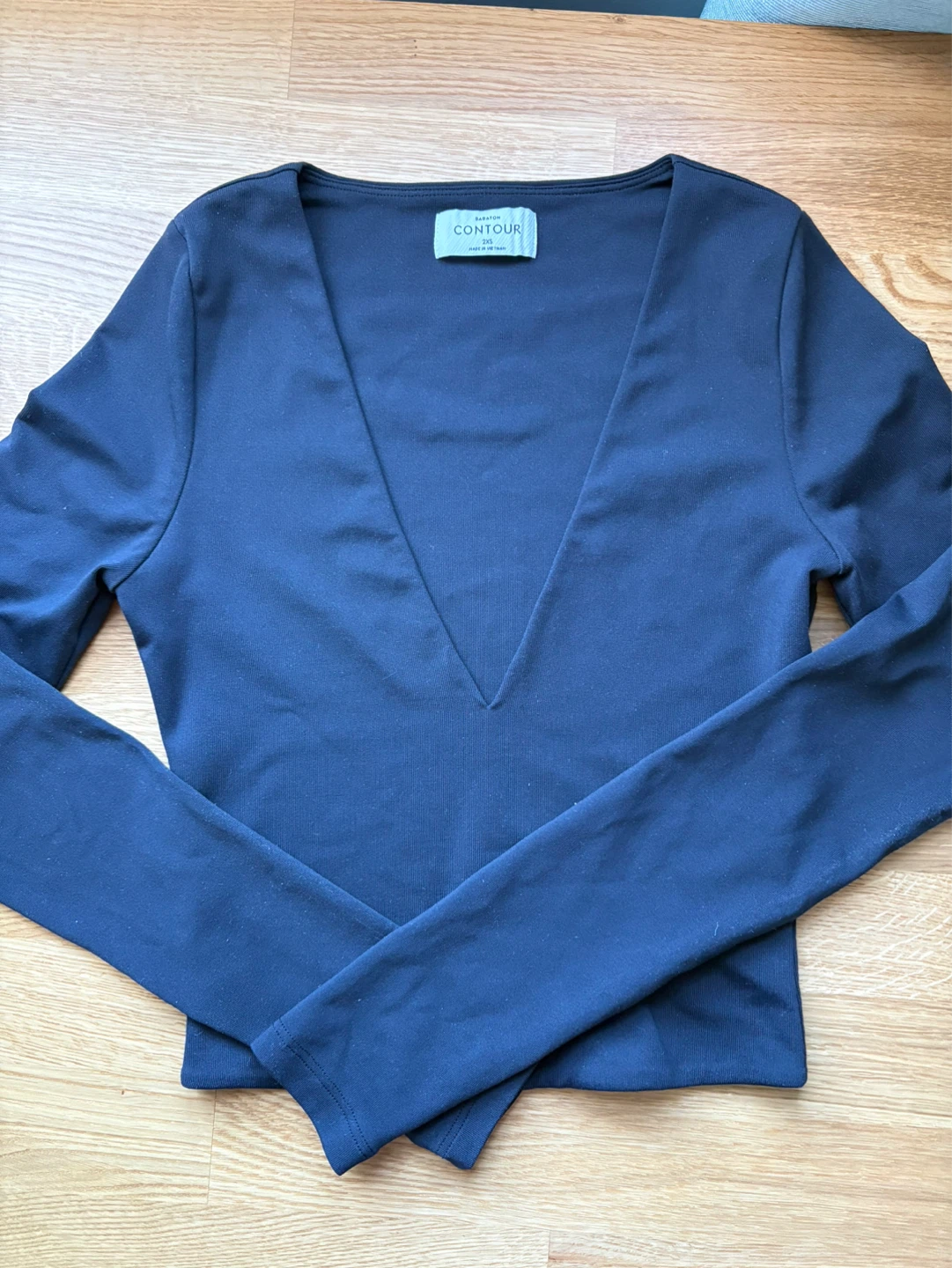 Babaton Contour Deep V Long Sleeve Top - XS