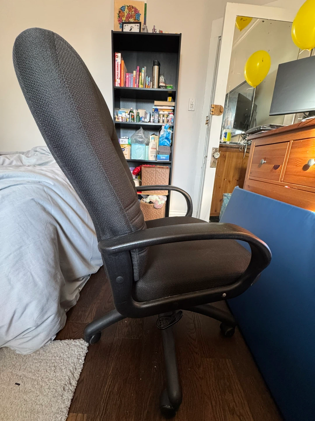Office Chair - photo 2