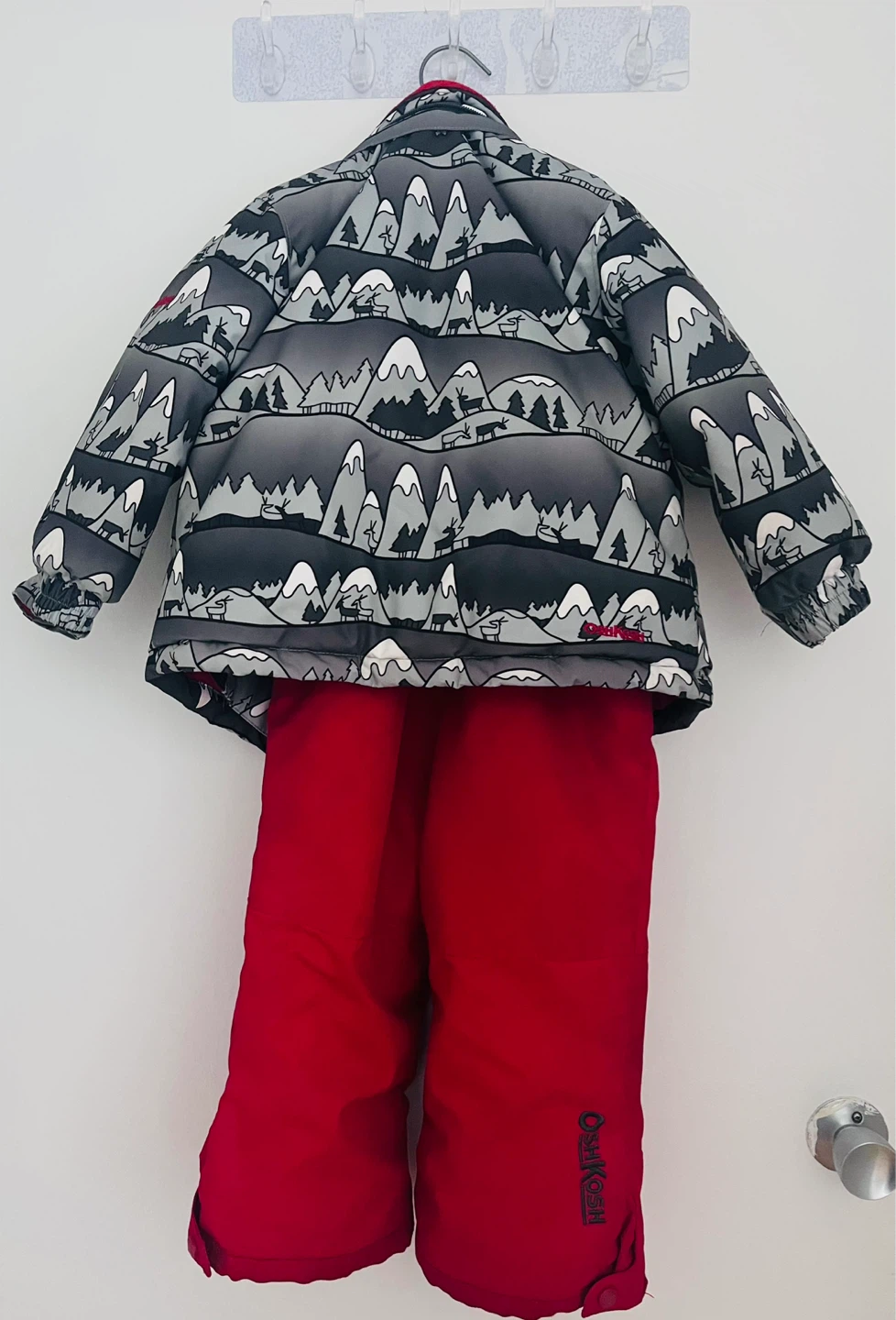 OshKosh B'gosh Snowsuit Set ( 2T) - photo 2