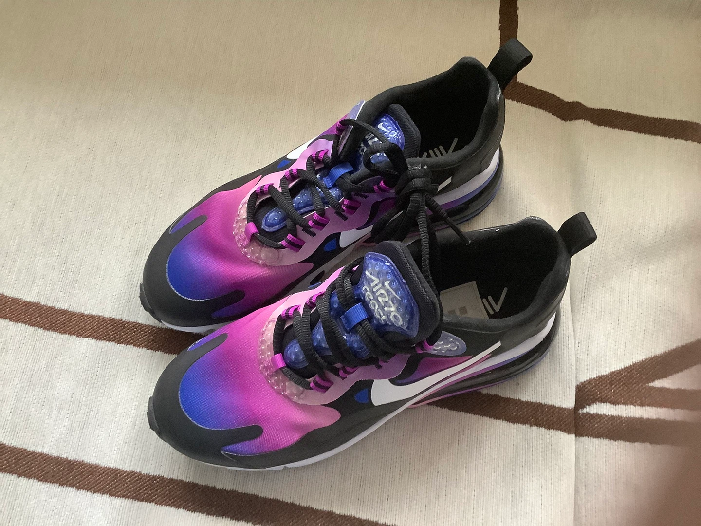 Nike Air Max 270 React Women's Shoes Size 8