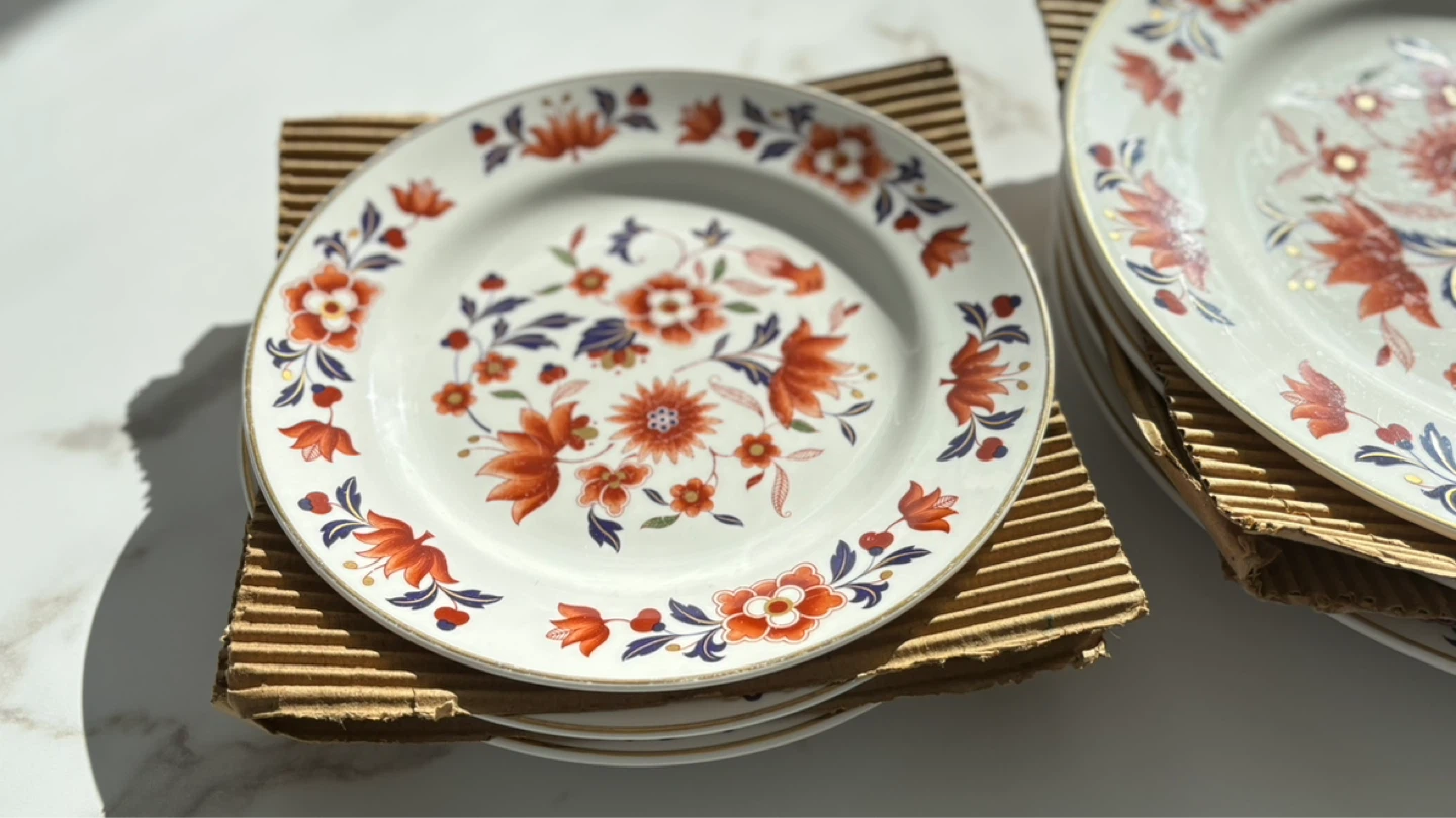Set of floral patterned plates - photo 3