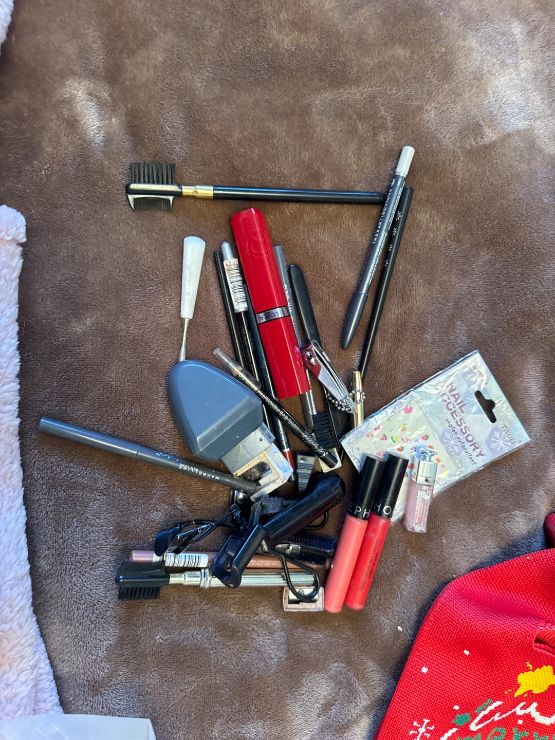 Makeup tools