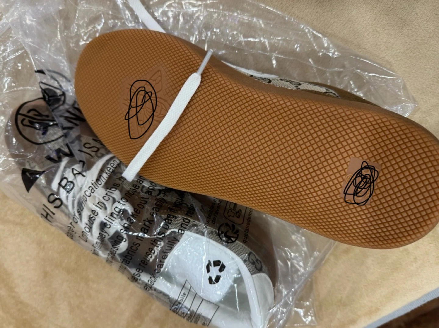 GG Canvas Sneaker - photo 3