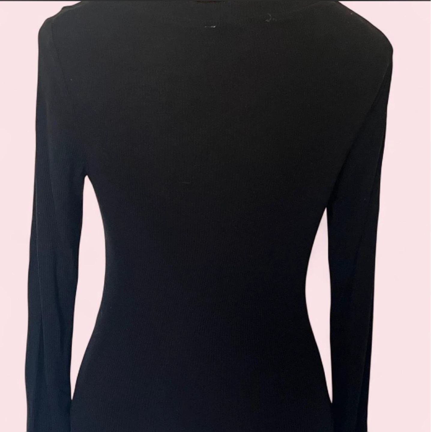Black Ribbed V-Neck Long Sleeve Top - photo 2