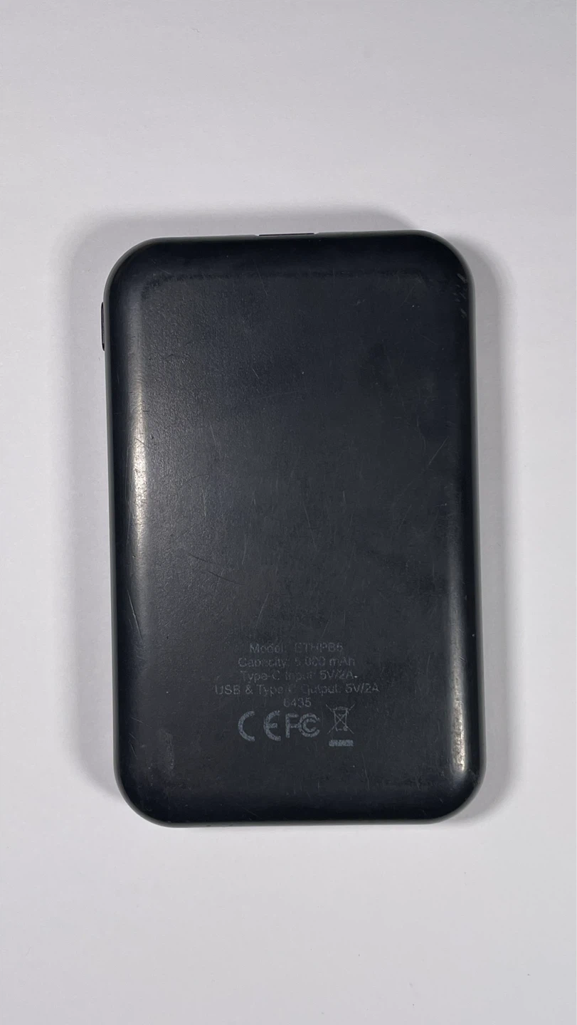 Helix Slim 5000 mAh Portable Charger - photo 2