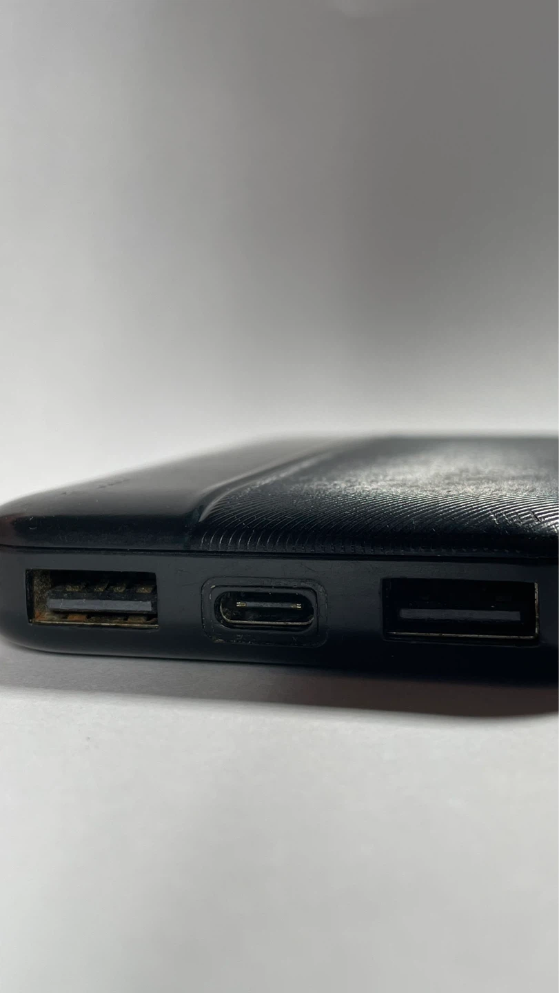 Helix Slim 5000 mAh Portable Charger - photo 4