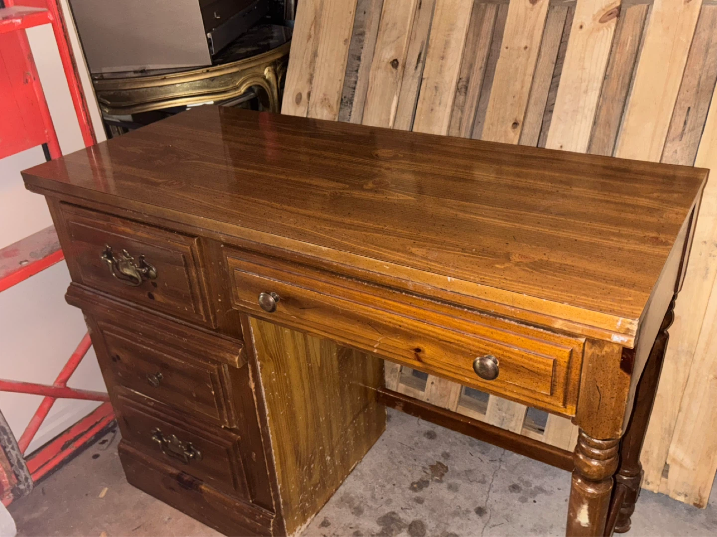 Wooden Desk with Drawer Liners