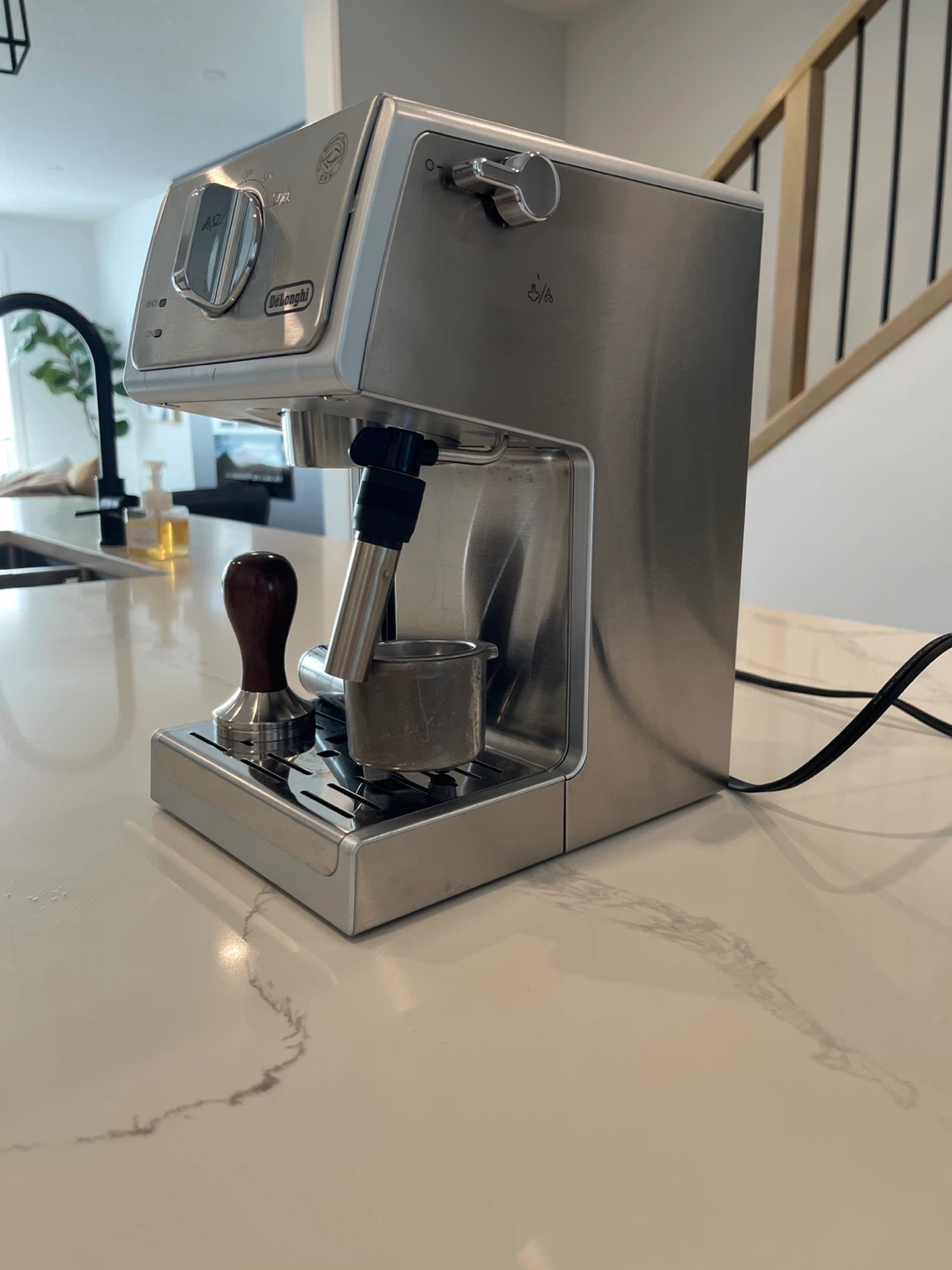 DeLonghi Espresso Machine - photo 3
