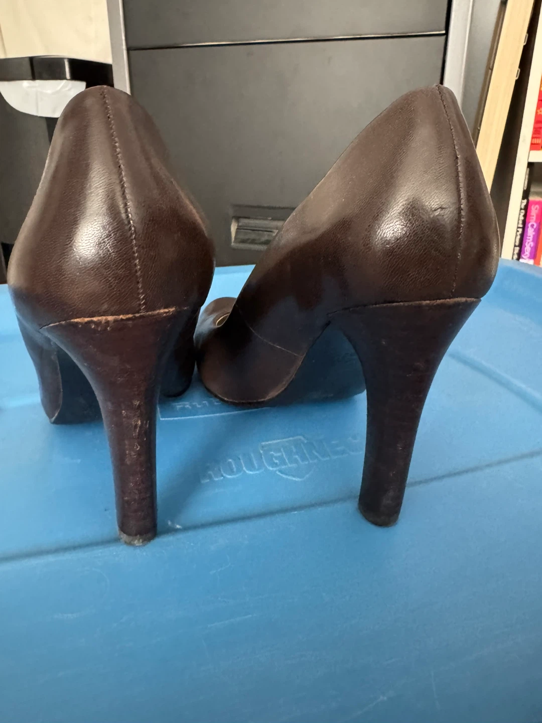 Lauren Ralph Lauren Brown Leather Heels Size 6.5 - photo 3