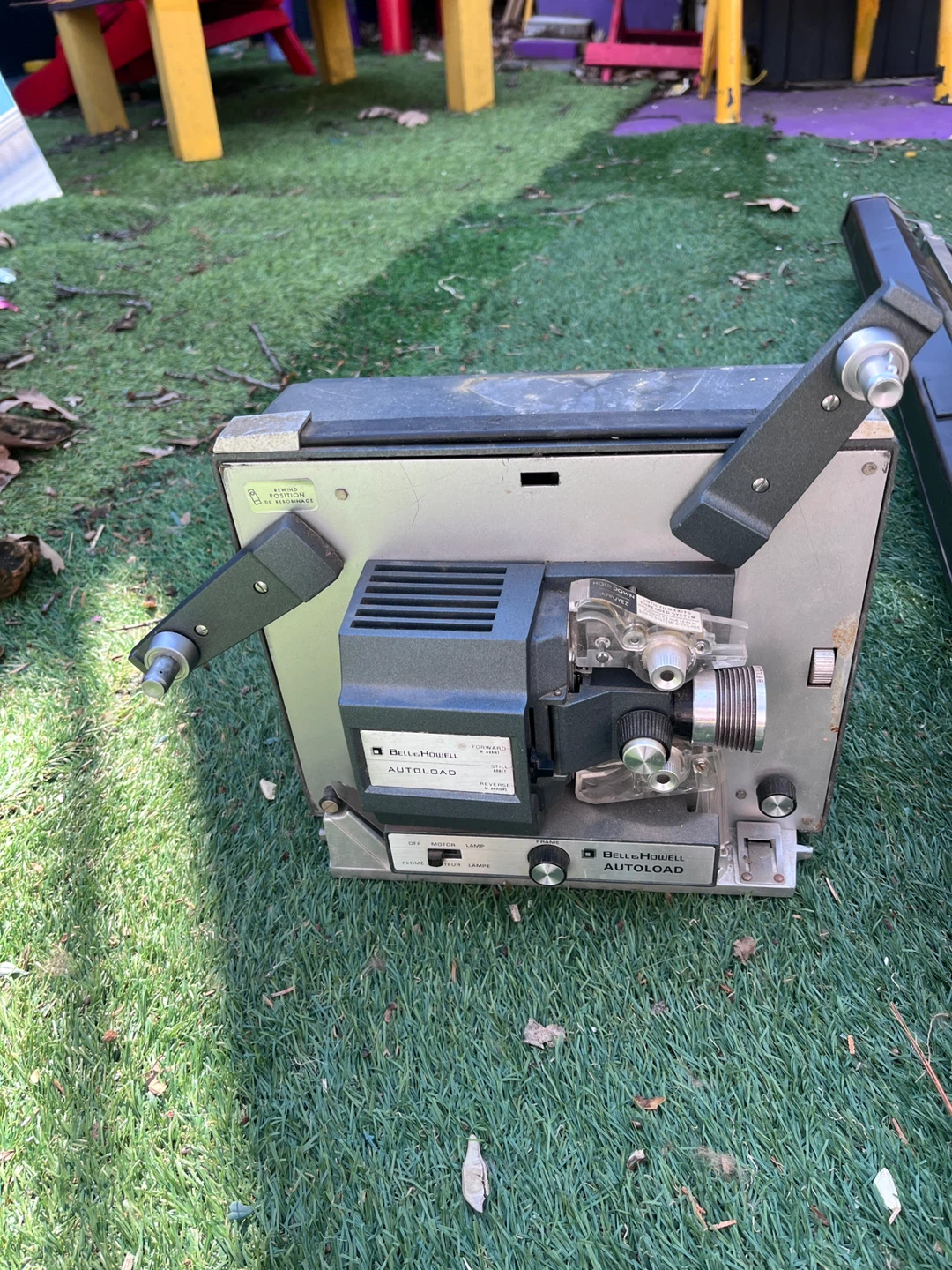 Bell & Howell Autoload 8mm Film Projector - photo 2