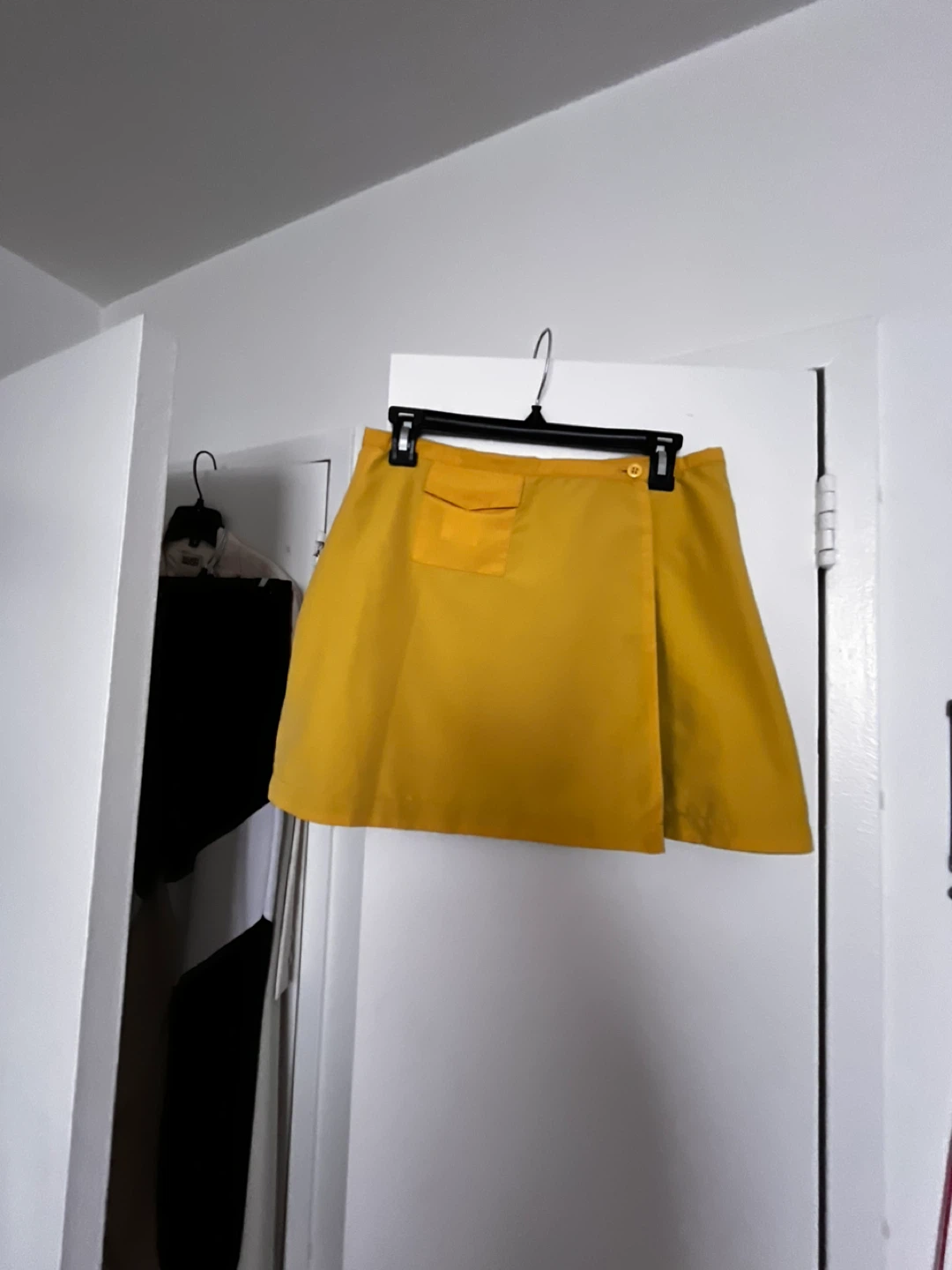 Yellow and Green Reversible mini Skirt Medium Size - photo 3