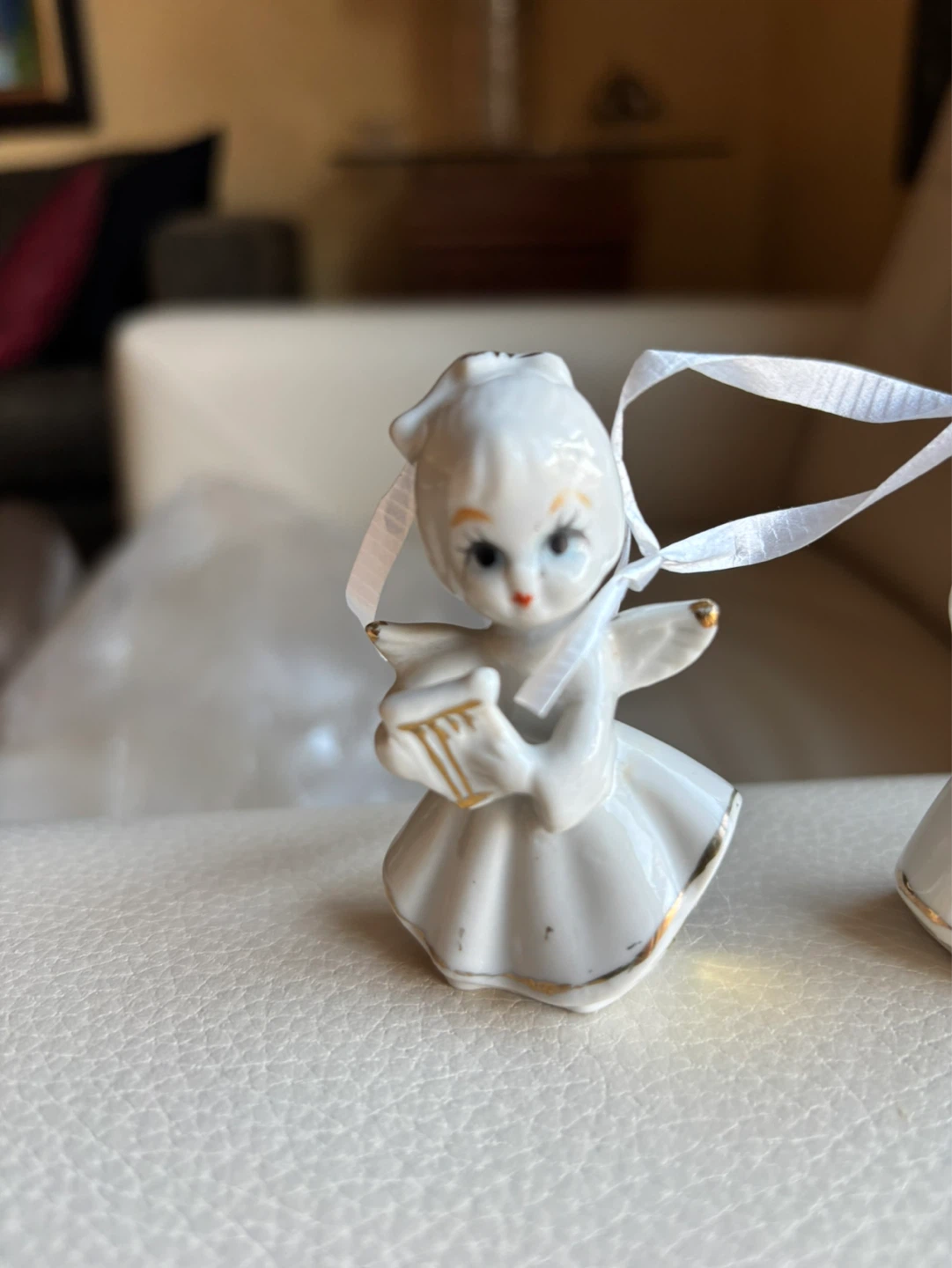 Set of 3 vintage Ceramic Angel Ornaments - photo 2