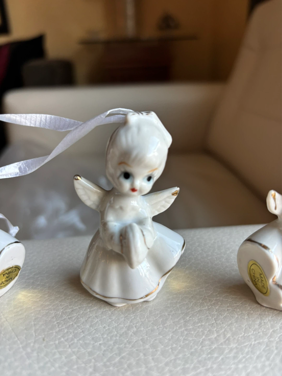 Set of 3 vintage Ceramic Angel Ornaments - photo 3