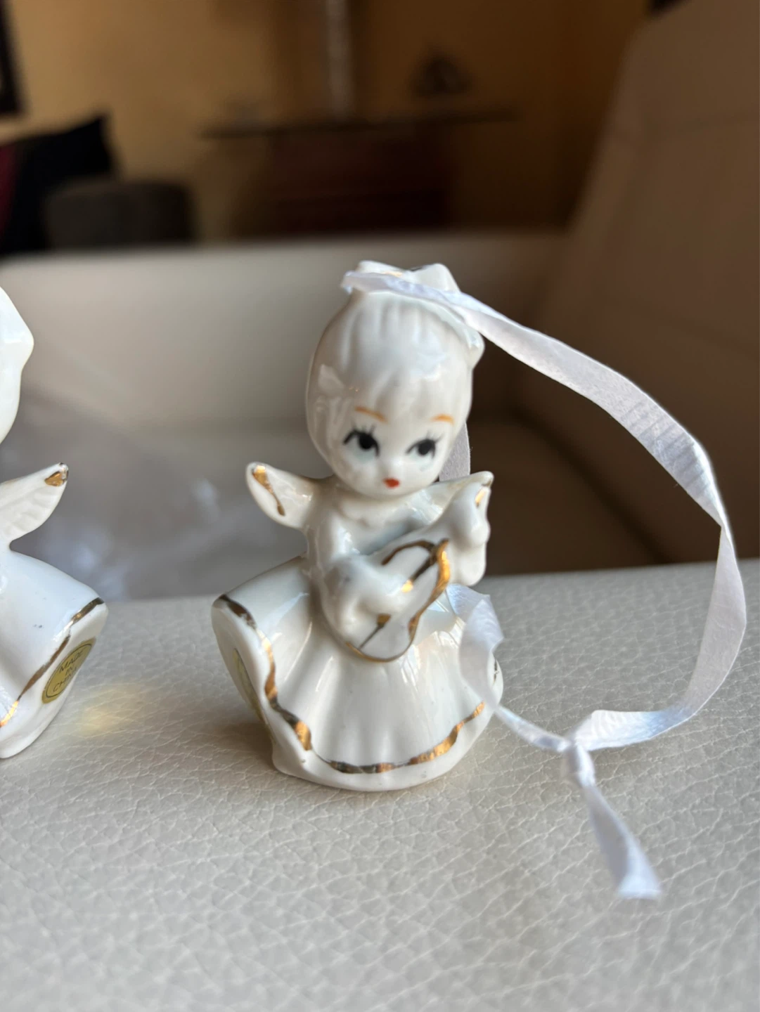 Set of 3 vintage Ceramic Angel Ornaments - photo 4