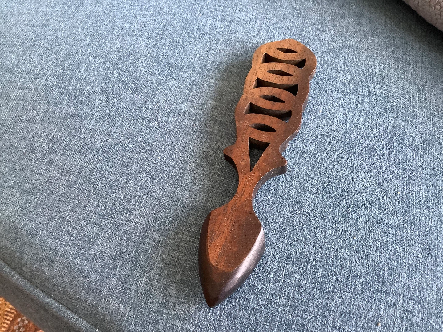 Hand Carved Welsh Wood Lovespoon - photo 4