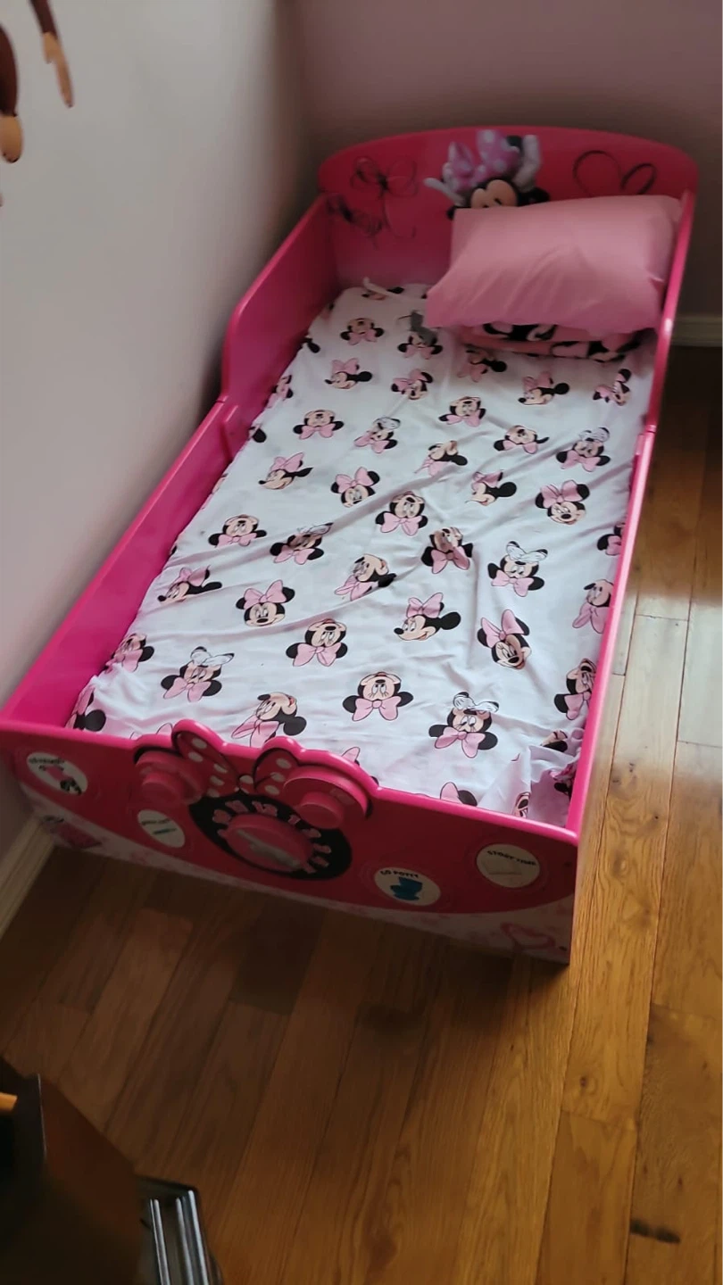 Disney Minnie Mouse Toddler Bed - Pink