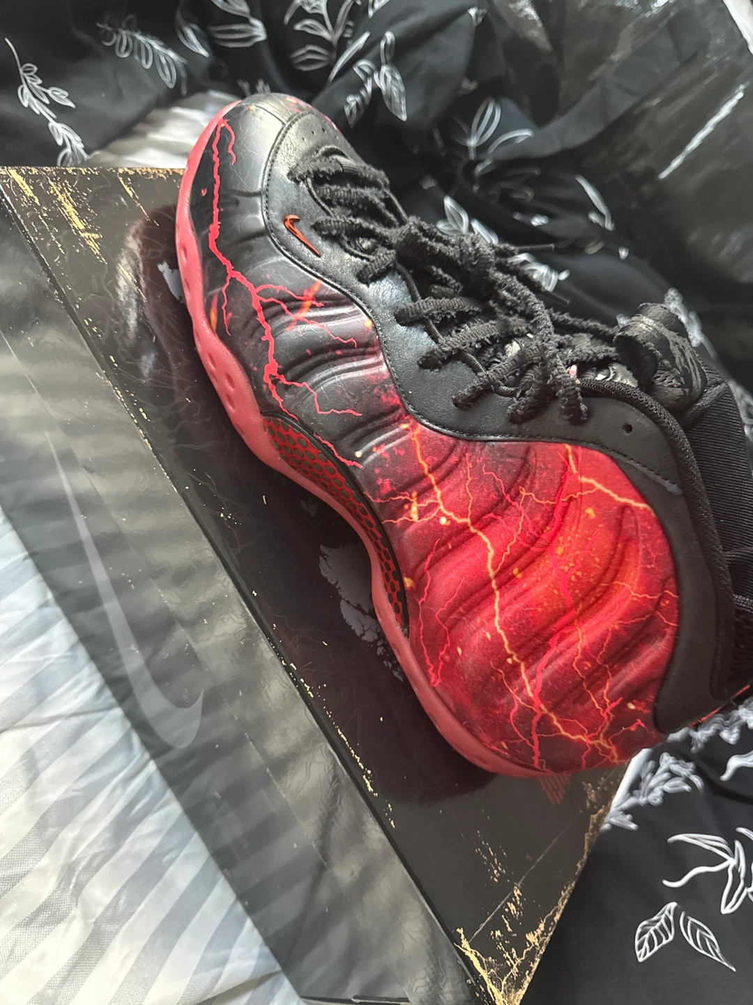 Nike Air Foamposite One PRM "Stranger Things" Shoes - photo 3