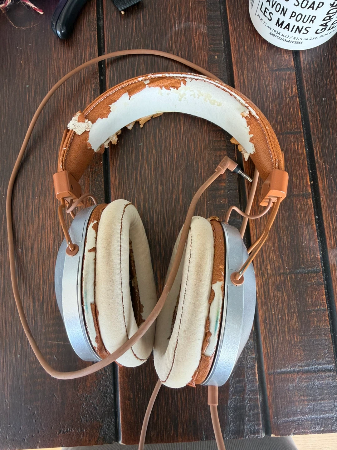 Free On-Ear Headphones - Damaged Ear Pads
