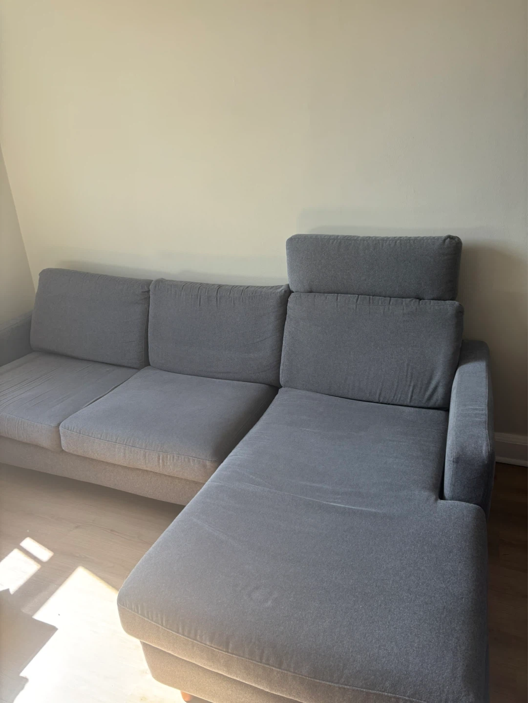 Grey Sectional Sofa- EQ3 - photo 2