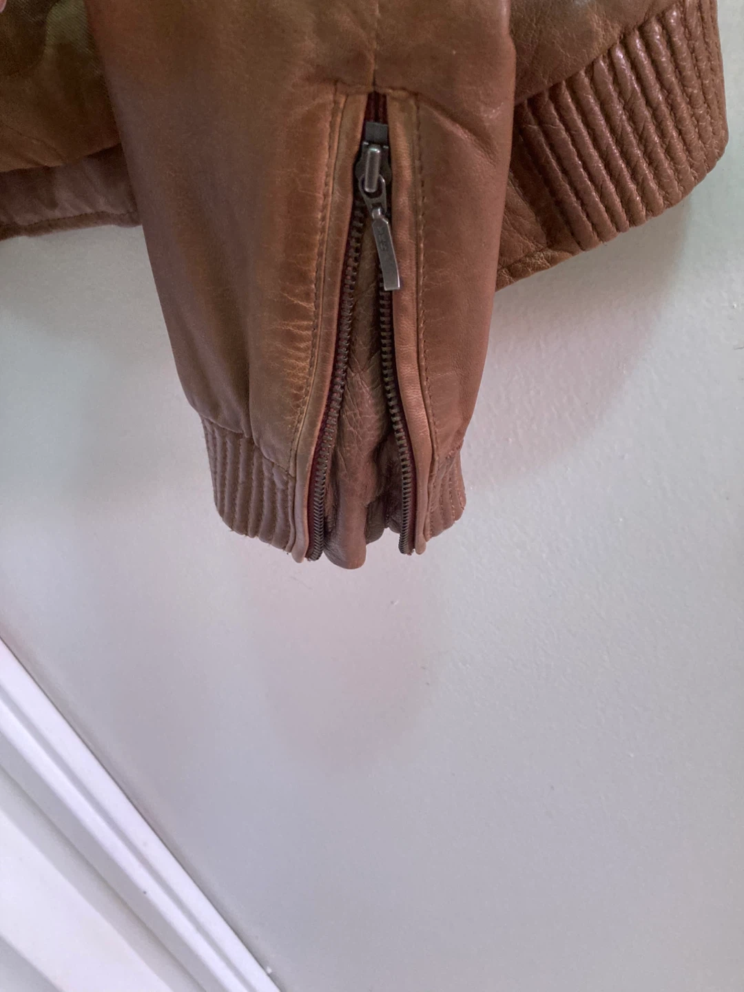 Danier Brown Leather Jackets - photo 3