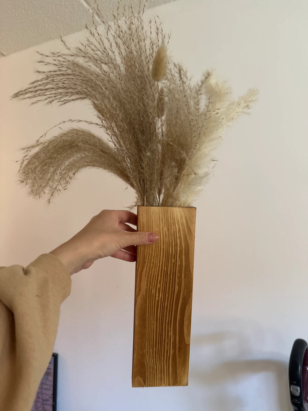Wooden Vase with Dried Flowers (2 available) Wall hanging - photo 2