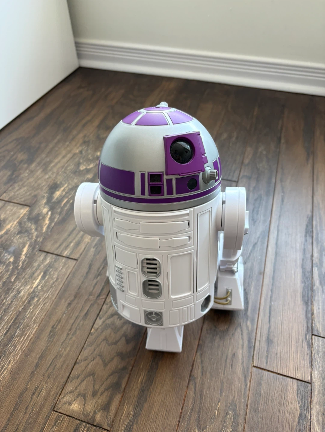 Authentic Disneyland Star Wars R2-D2 Robot - photo 2