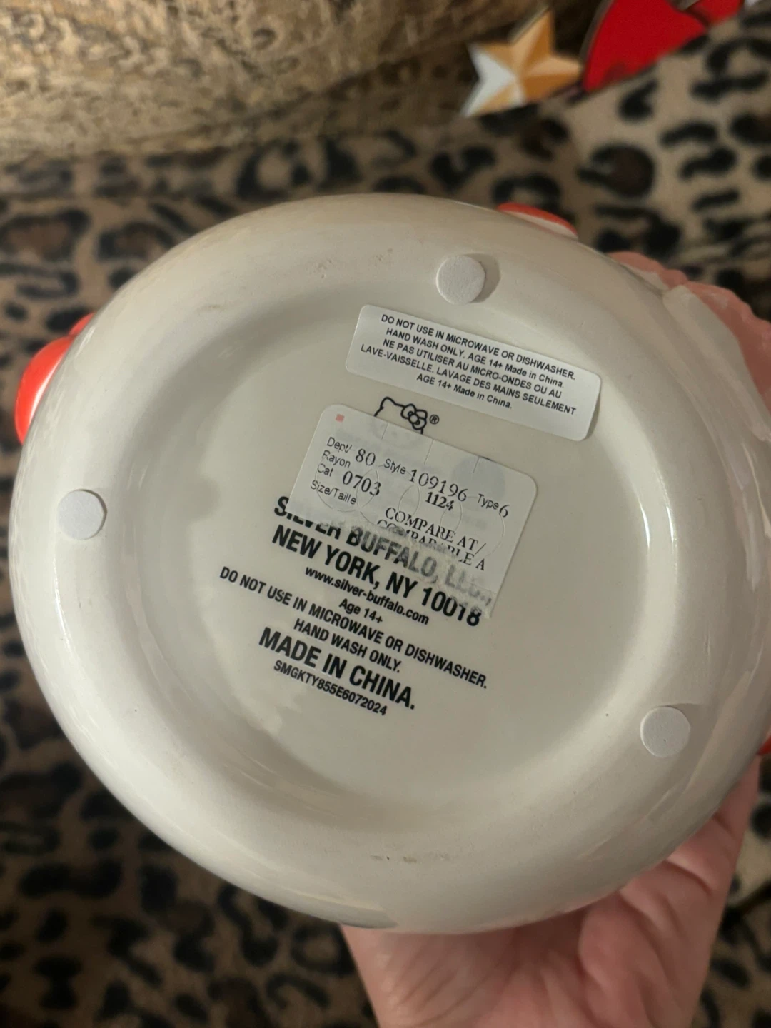 Hello Kitty Ceramic Snowman Jar - photo 3