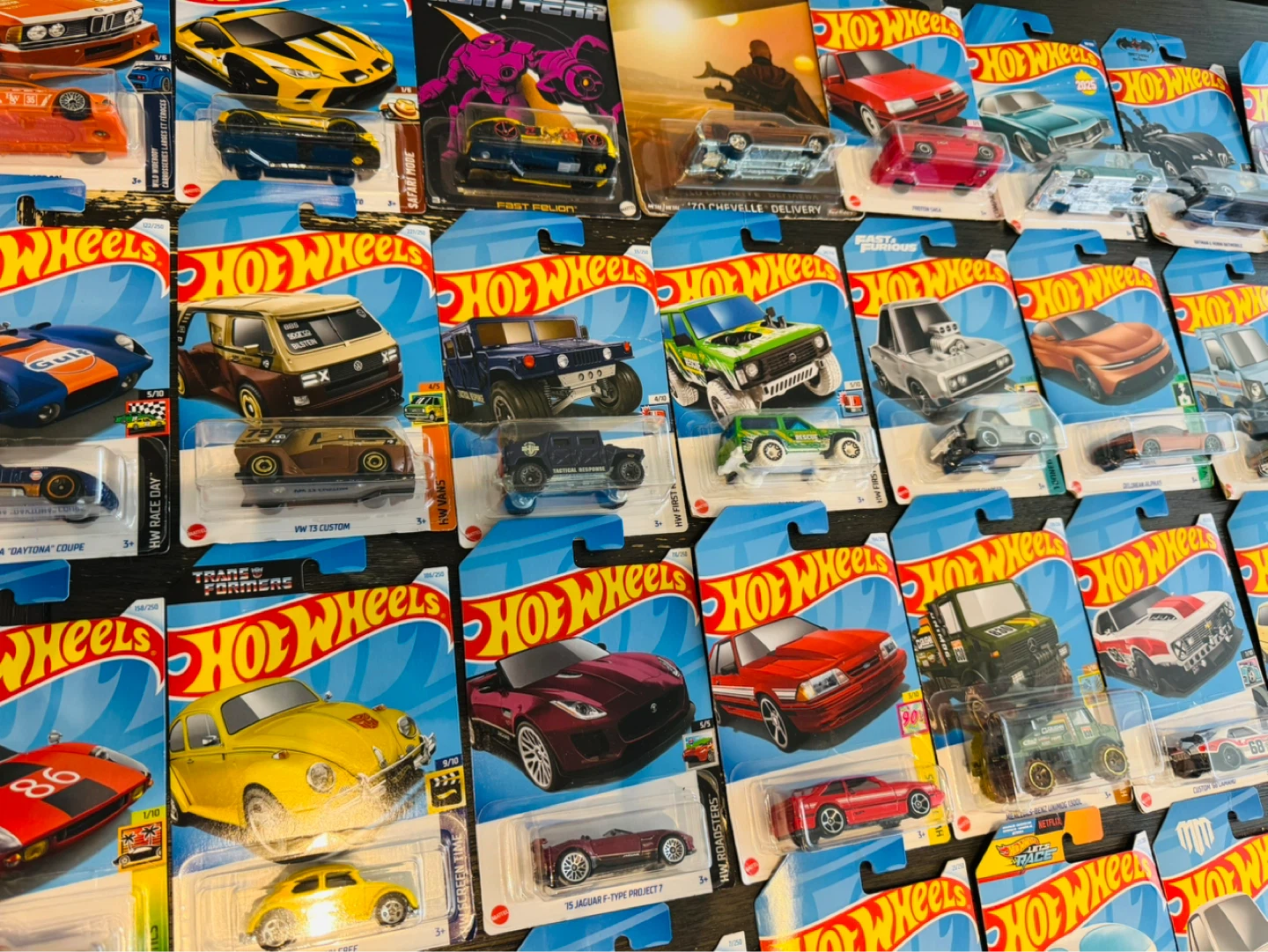 Hot Wheels Die-Cast Toy Cars (Lot of 90 pieces - photo 2