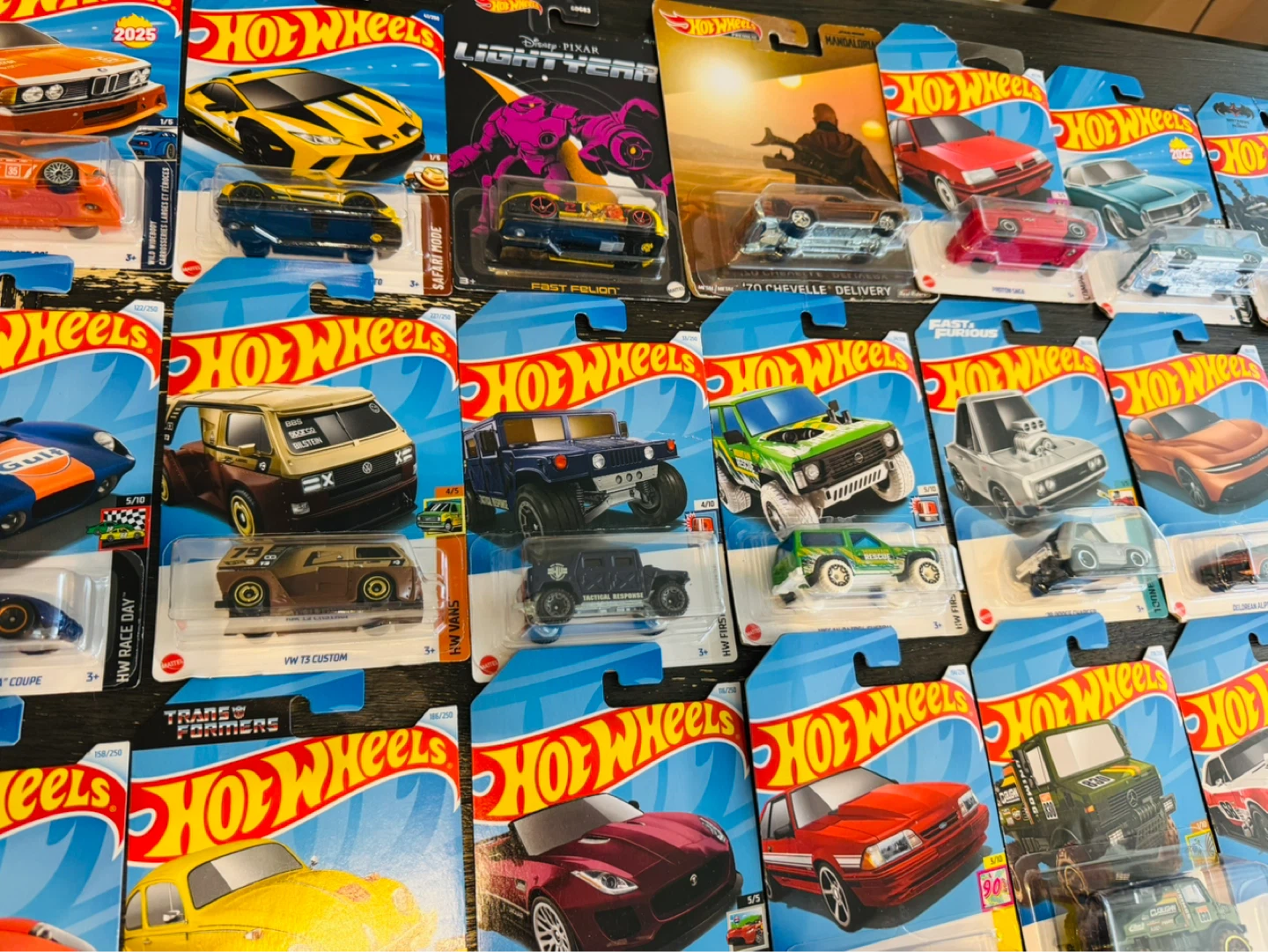 Hot Wheels Die-Cast Toy Cars (Lot of 90 pieces - photo 5