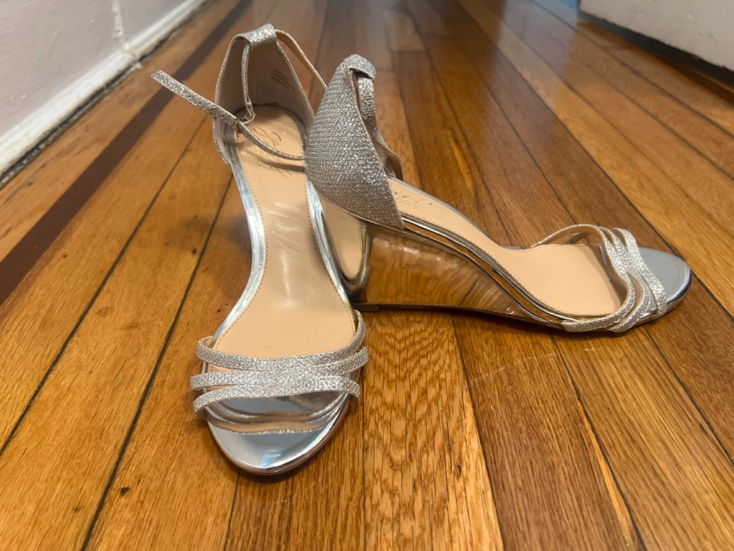 Jewel Badgley Mischka Silver Sparkle Wedge Sandals