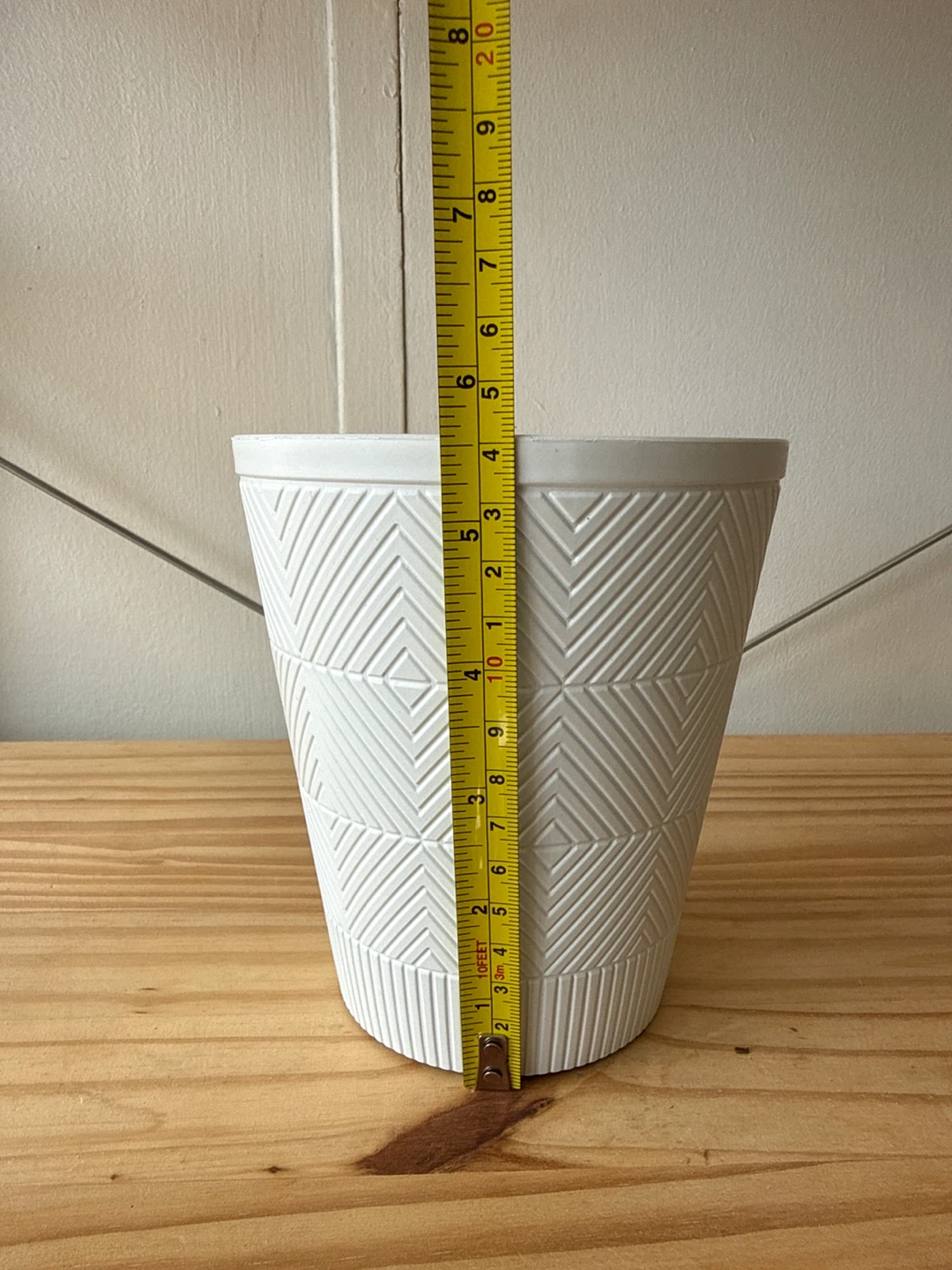 White Geometric Pattern Planter Pot - photo 3