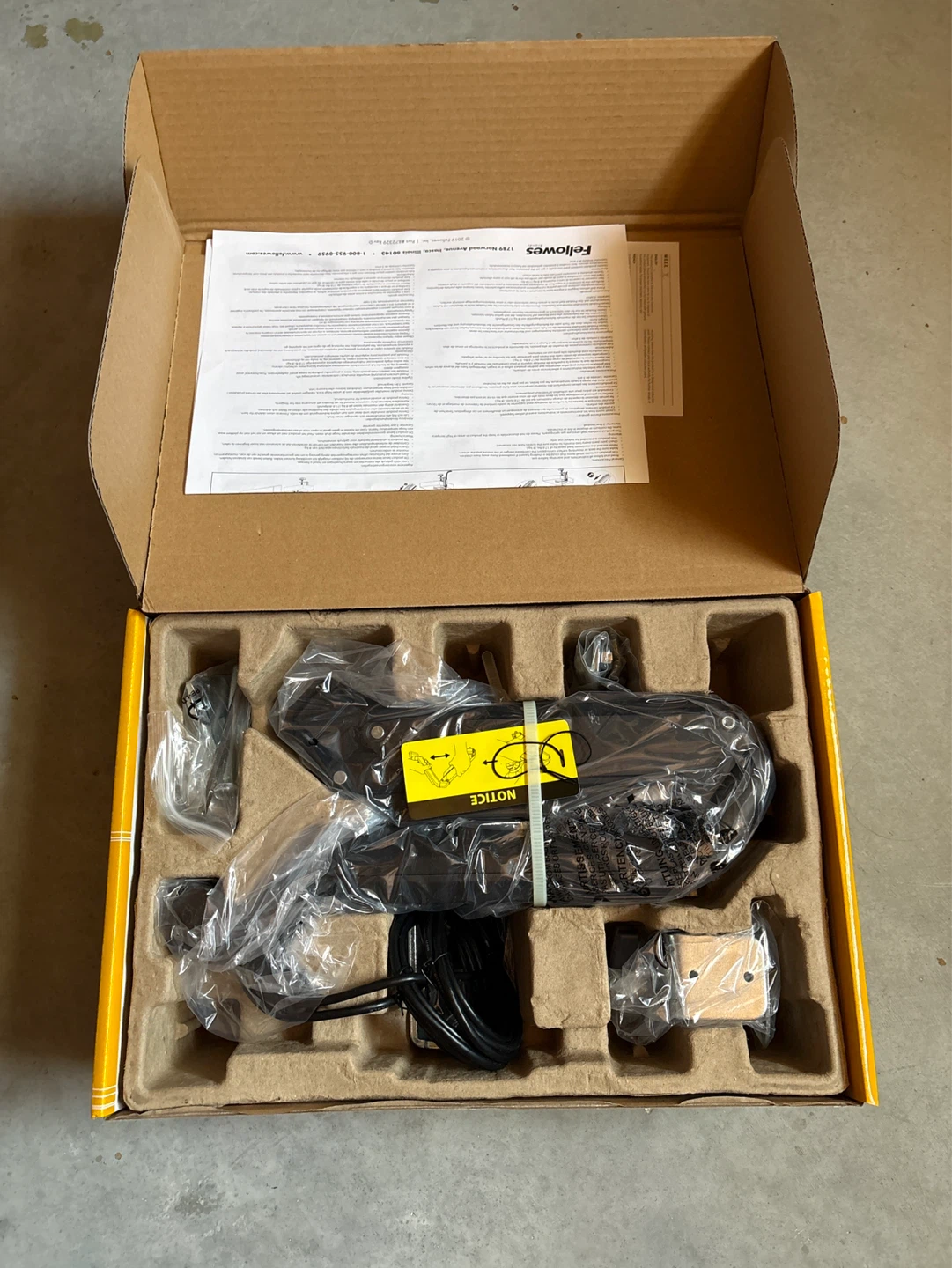 Fellowes Platinum Series Single Monitor Arm - photo 2