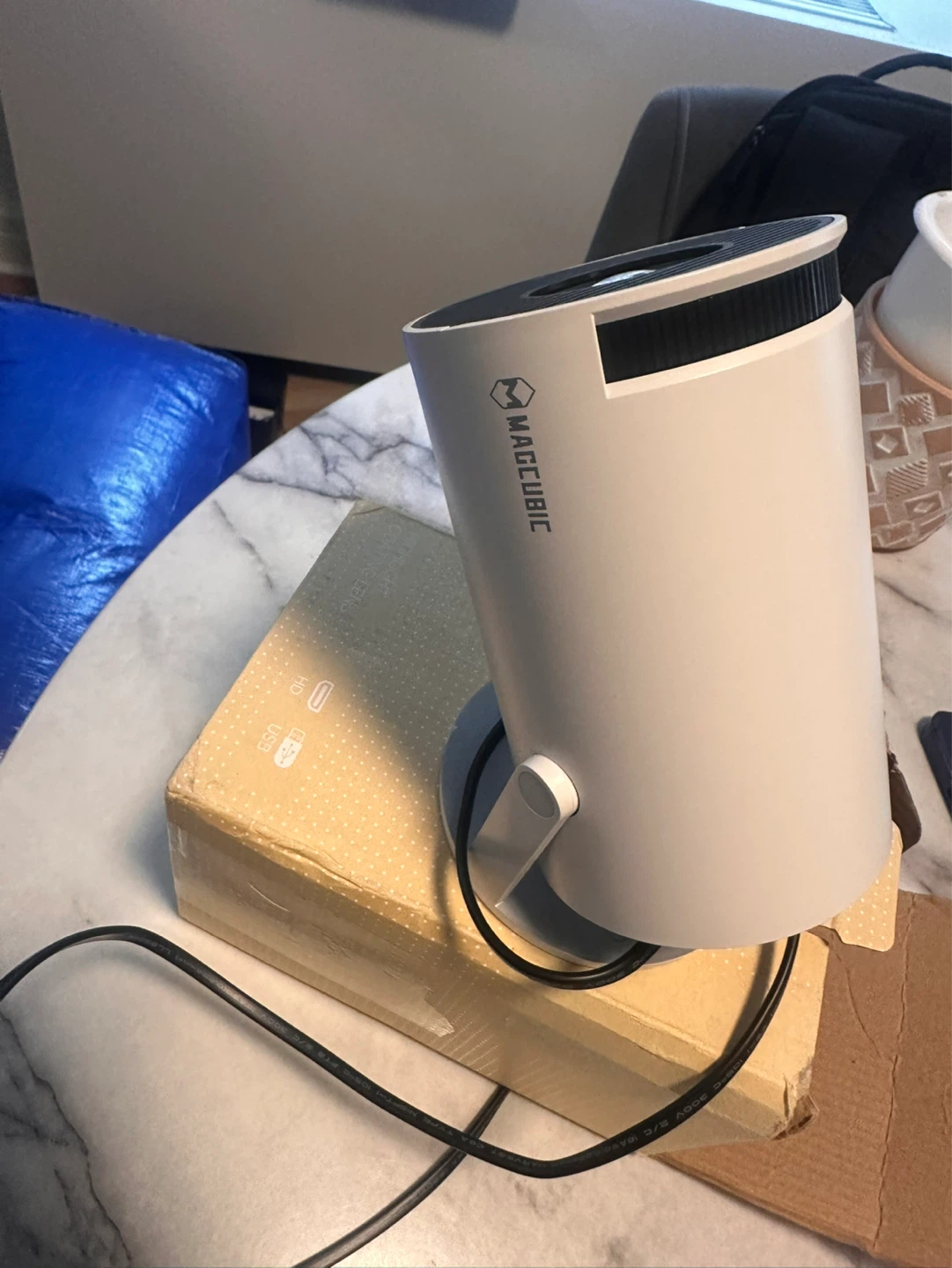 Magcubic Mini Projector