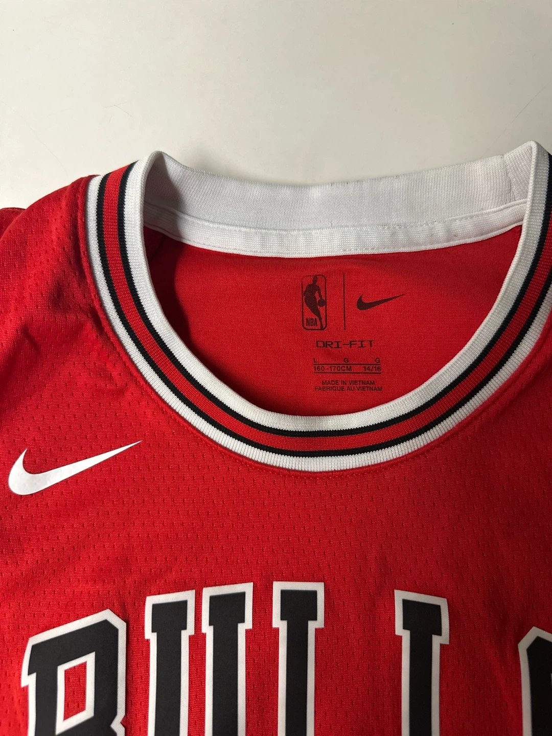 Nike Chicago Bulls DeMar DeRozan #11 Swingman Jersey - photo 4